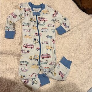 Baby Blue Vehicle Print Onesie pajamas, zipper, size 2T